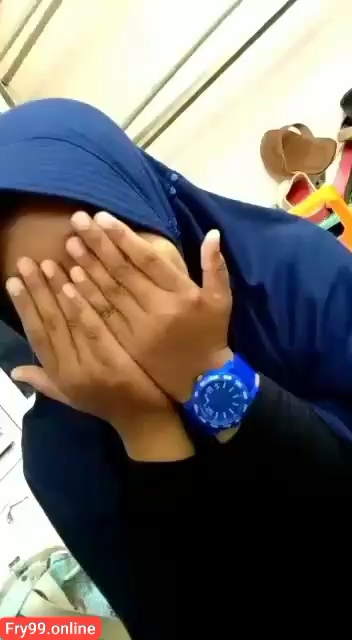 Chubby Hijabi Girl Outdoor Fingering by Bf